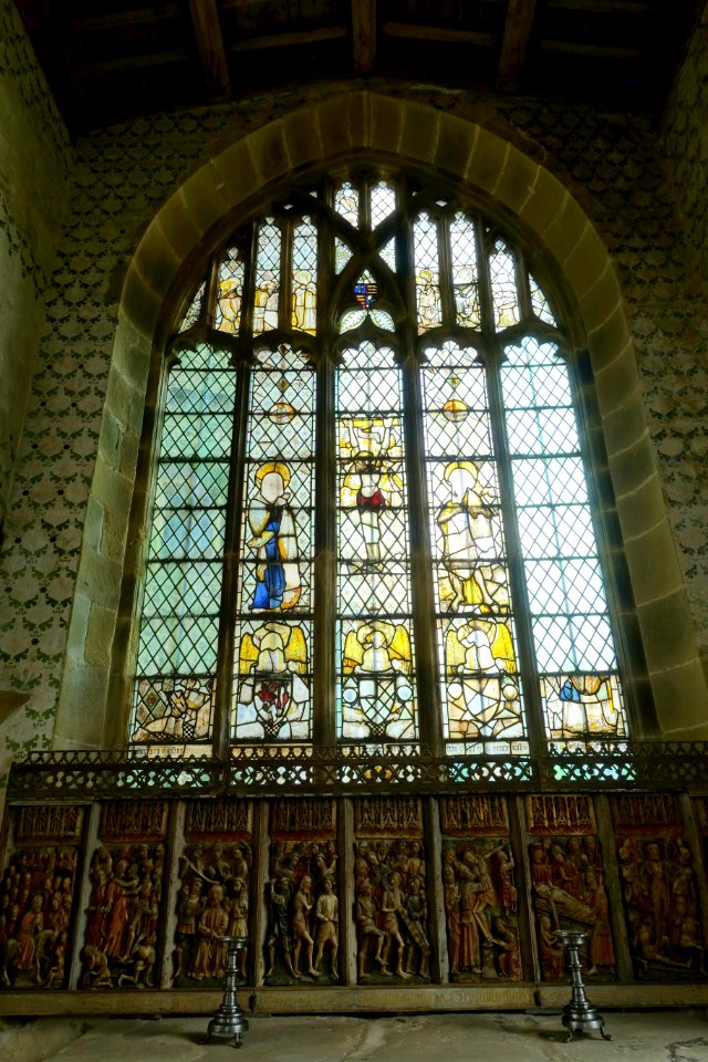 Stained glass and reredos - Chapel of St Nicholas, Haddon Hall - Bakewell, Derbyshire, England - DSC02510