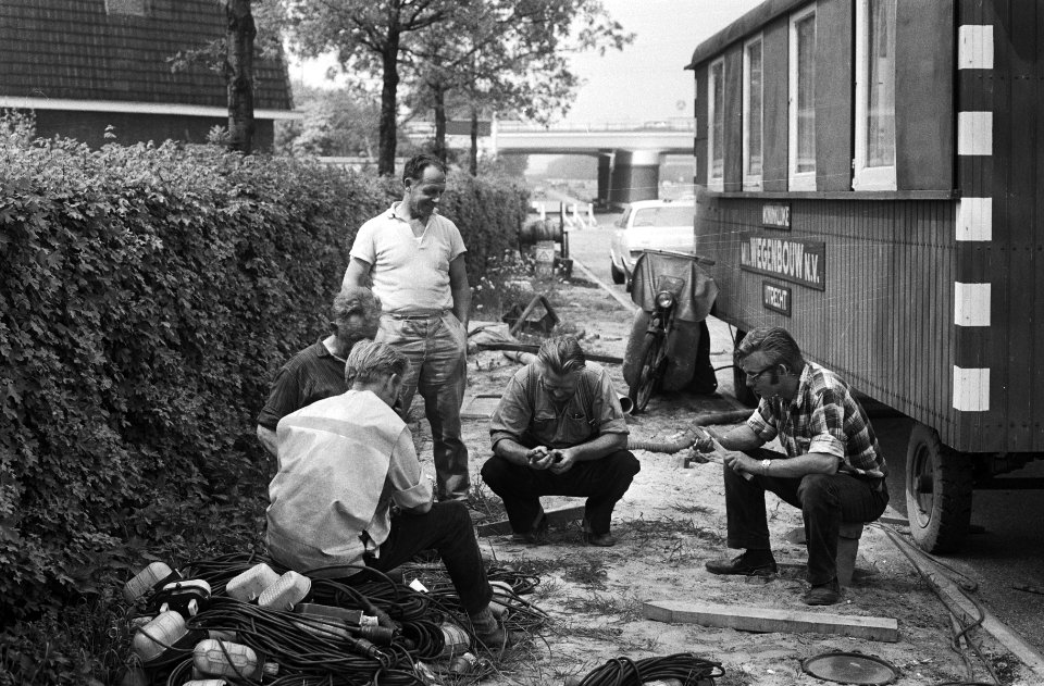 Stakers op de rijksweg Amsterdam-Utrecht, Bestanddeelnr 924-5462