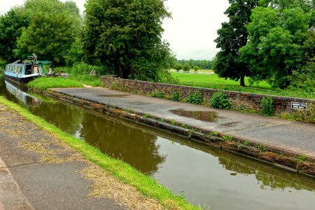 Staffordshire and Worcestershire Canal - Great Haywood, Staffordshire, England - DSC09841