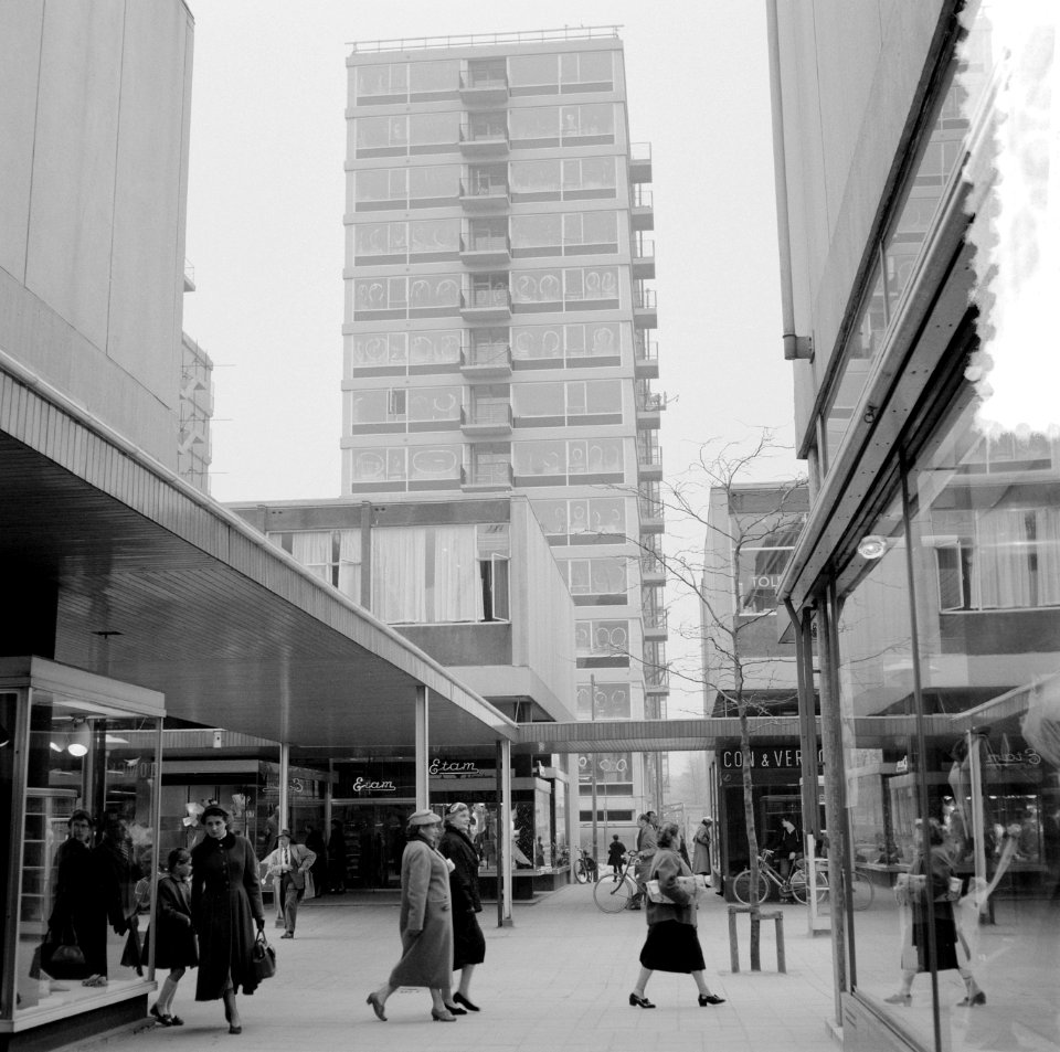 Stadsgezichten Rotterdam. Lijnbaan, Bestanddeelnr 908-5630
