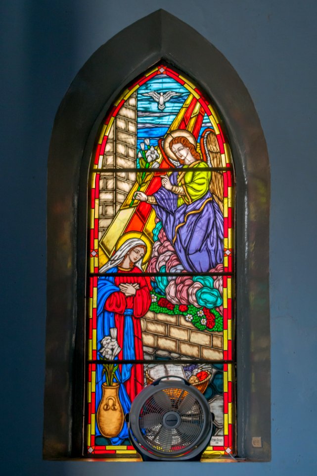 Stained glass window in Basilica of Our Lady of the Valley 09