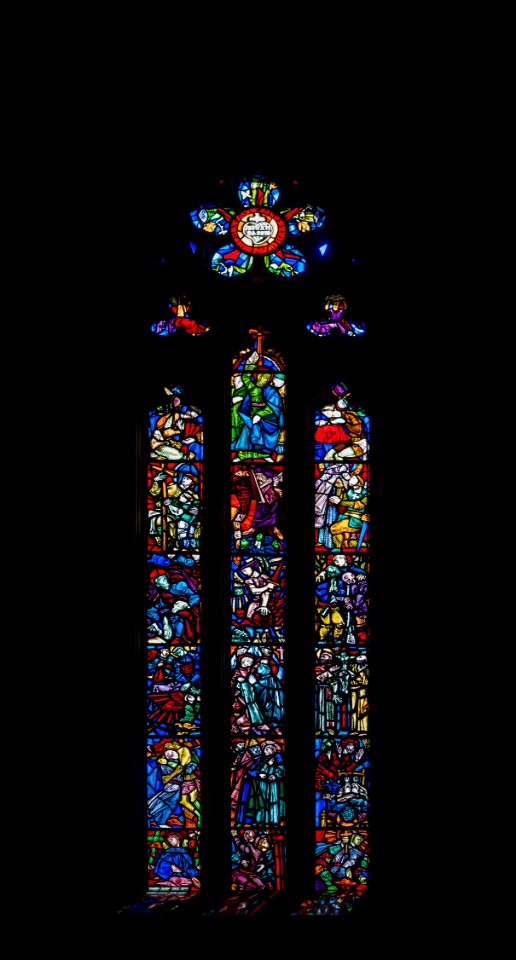 Stained glass window in Catedral Sé
