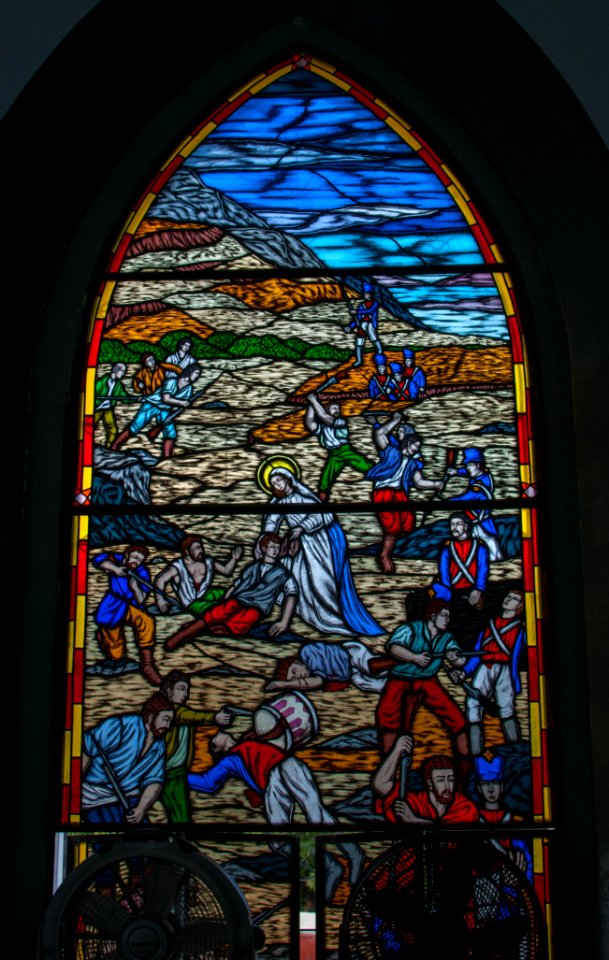 Stained glass window in Basilica of Our Lady of the Valley 04