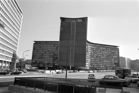 Stadsgezichten Brussel, EEG-gebouw, exterieur, Bestanddeelnr 924-8328