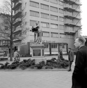 Stadsgezichten Rotterdam. Beeld Erasmus, Bestanddeelnr 908-5615