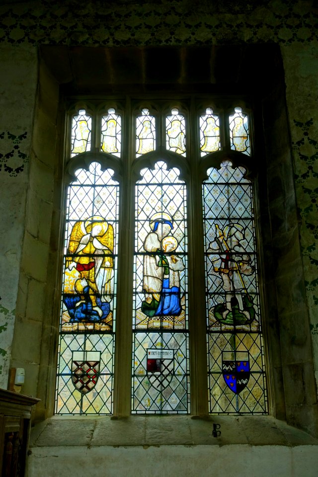 Stained glass - Chapel of St Nicholas, Haddon Hall - Bakewell, Derbyshire, England - DSC02518