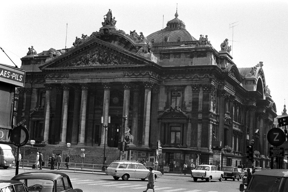 Stadsgezichten Brussel, Beursgebouw, exterieur, Bestanddeelnr 924-8331