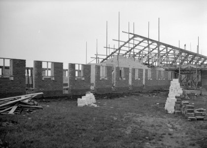 Stallen en schuren, varkensstallen, t kruis, Bestanddeelnr 162-0651