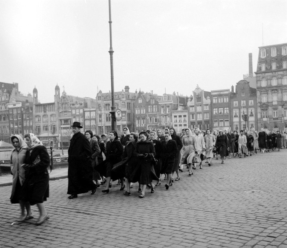 Stille omgang voor meisjes, Bestanddeelnr 905-0240