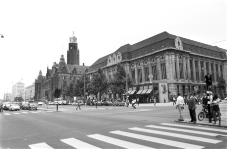 Stadsgezichten Rotterdam, links stadhuis, rechts postkantoor, Bestanddeelnr 924-7263