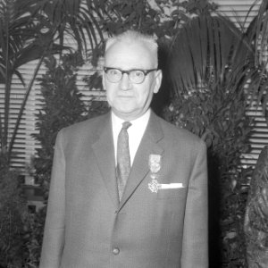Stadsingenieur P.P. Bijlaard gehuldigd voor 40 jarig jubileum, ir. P.P. Bijlaard, Bestanddeelnr 918-7336