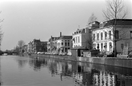 Stadsgezichten Leeuwarden Willemskade zuidzijde, Bestanddeelnr 922-2754