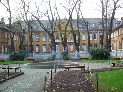 Stiftsgården from the park photo