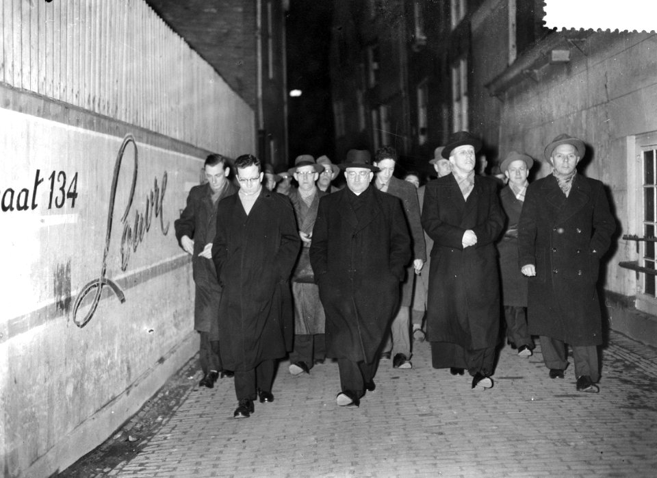 Stille omgang Amsterdam Mgr Janssen van Rotterdam, Bestanddeelnr 908-4263