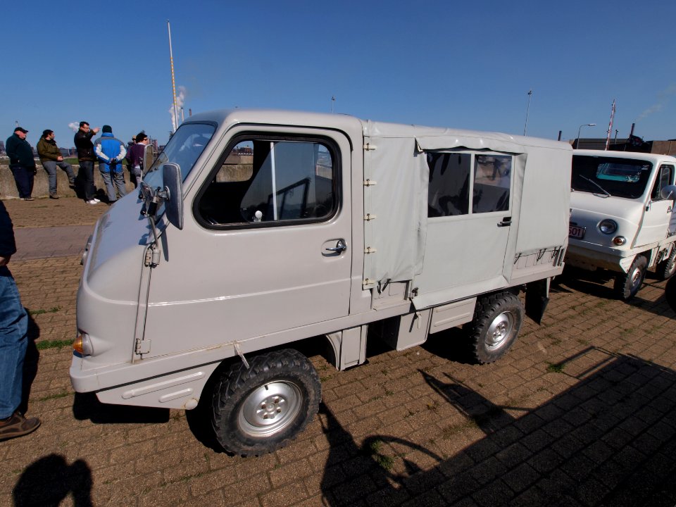 Steyer Puch Haflinger 78 trappes 4wheel drive pic2