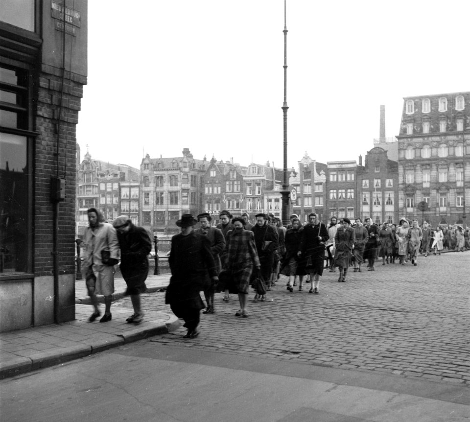 Stille omgang voor meisjes, Bestanddeelnr 905-0241
