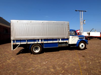 Steyr 586 (1961), Dutch licence registration XS-83-64 pic