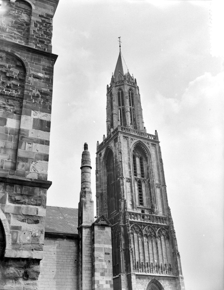 Stadsgezichten Maastricht, Sint Jans toren, Bestanddeelnr 907-1982