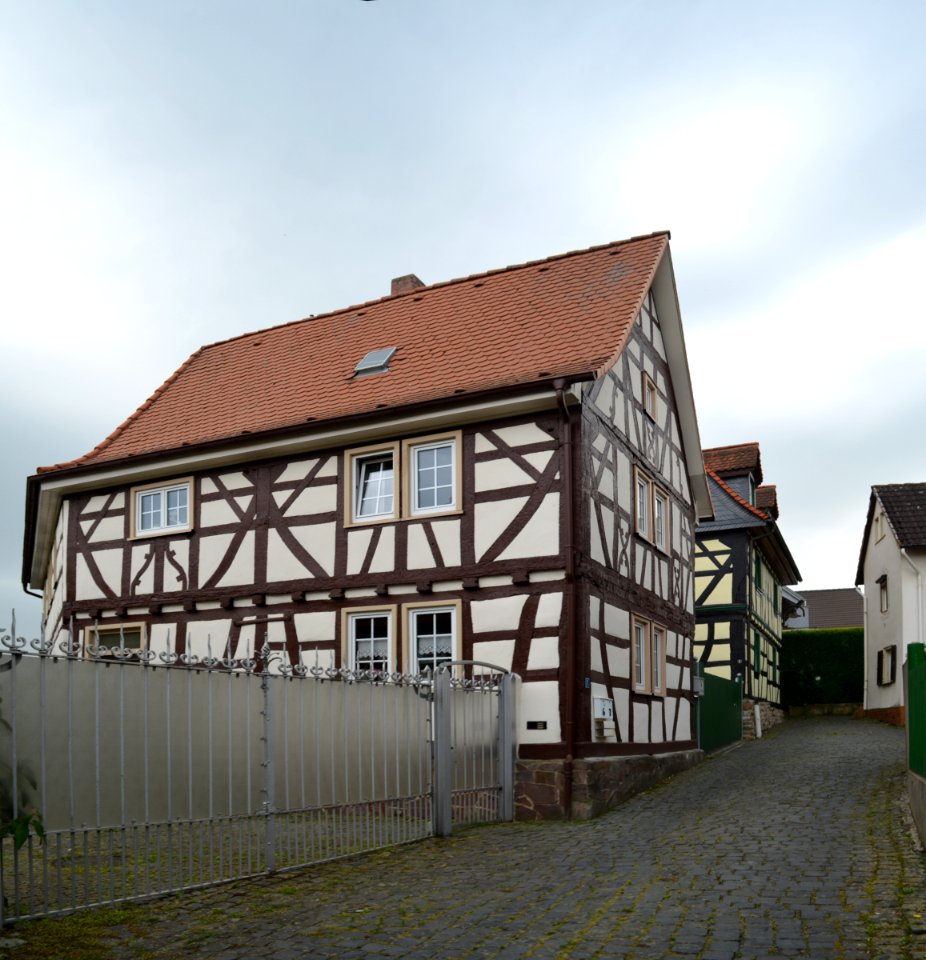 Stierstadt, Schulzengasse 6