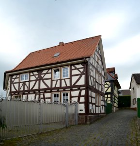Stierstadt, Schulzengasse 6