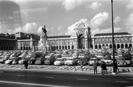 Stadsgezichten Lissabon. Praça do Comercio (Terreiro do Paço), Bestanddeelnr 922-1262