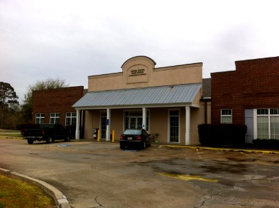 StFrancisvilleLApostoffice