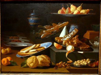 Still life with plates, by Cristoforo Munari, Italy, c. 1700-1710, oil on canvas - John and Mable Ringling Museum of Art - Sarasota, FL - DSC00770