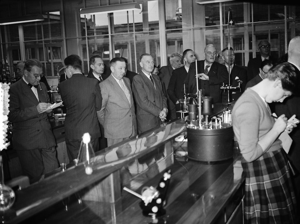 Sterovita opening laboratoria Breukelen, Bestanddeelnr 906-8207