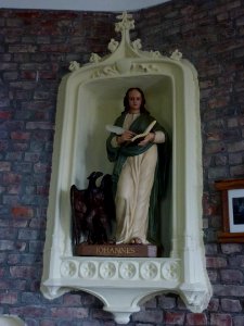 Stevensweert (Maasgouw) St.Rochuskapel beeld St.Johannes evangelist