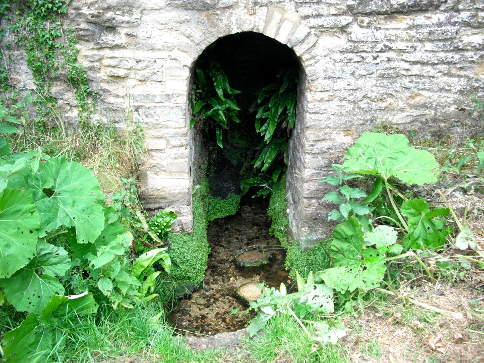 StevingtonHolyWell