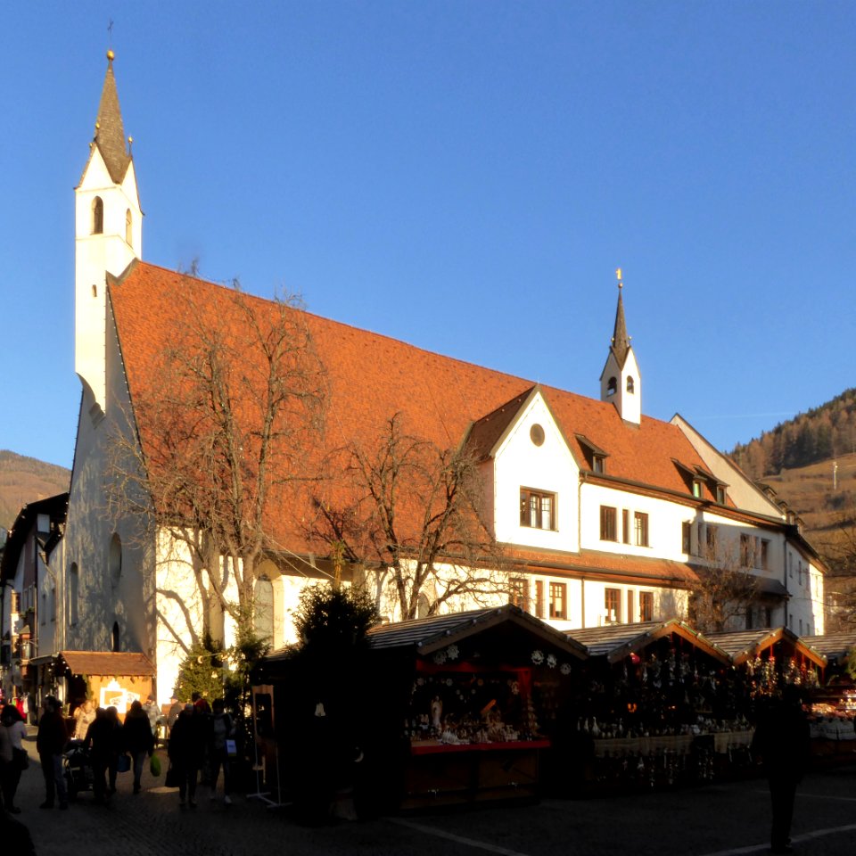 Sterzing, Heiliggeistkirche von Süden, 3