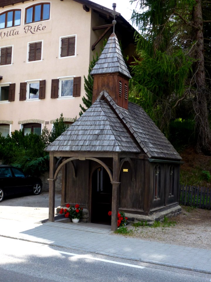 Stern-Abtei-Kapelle-Staatsstraße