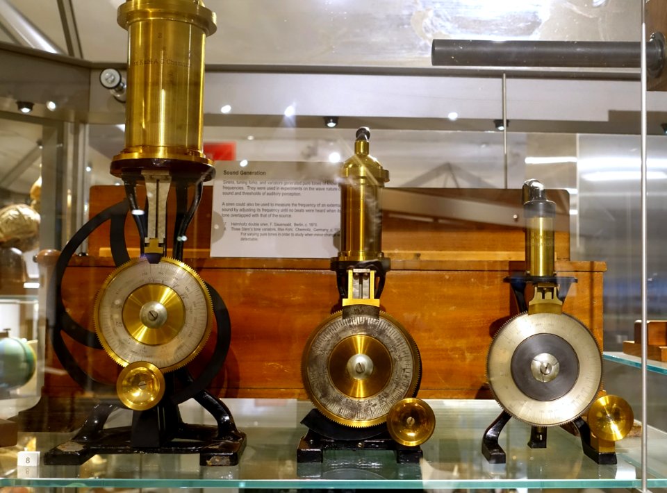 Stern's tone variators, Max Kohl, Chemnitz, Germany, c. 1900 - Putnam Gallery - Harvard University - DSC08076