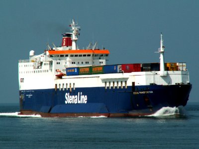 Stena Transporter (ship, 1978, Ulsan, 651) approaching Port of Rotterdam