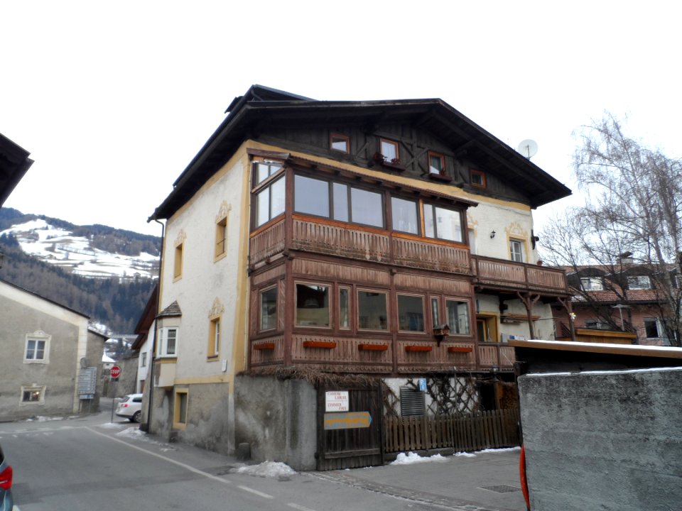 Sterzing-Frundsbergstr2