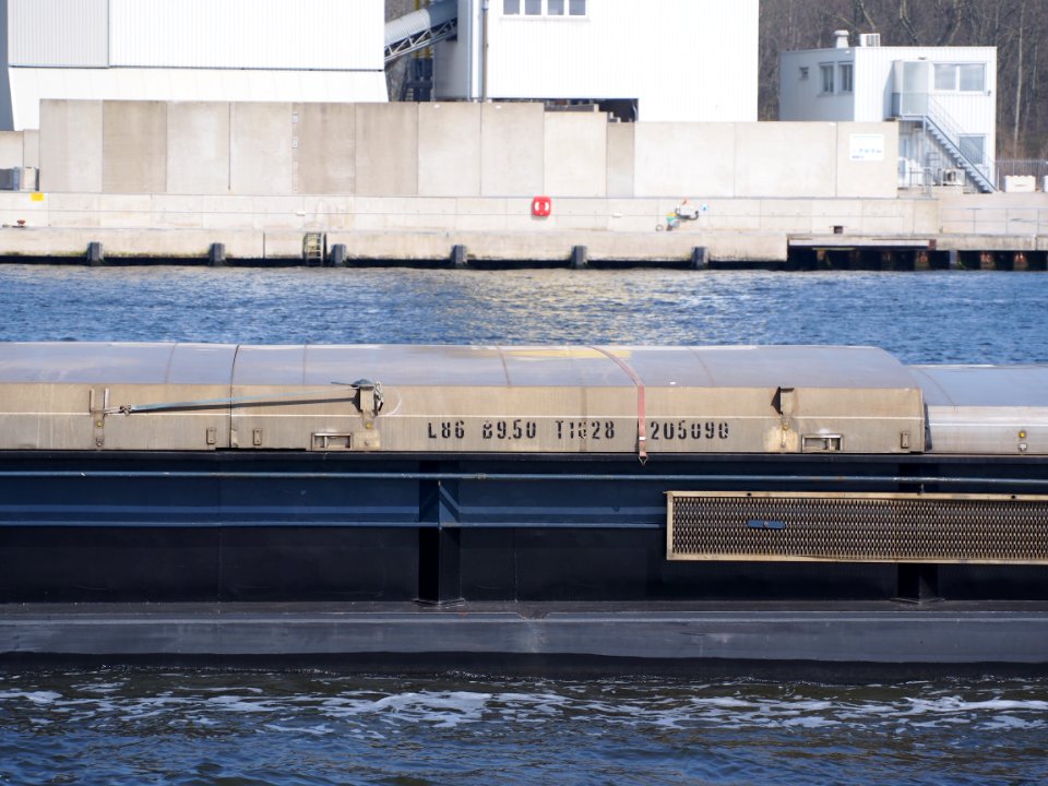 STERREBOS ENI 02205090, Noordzeekanaal, Port of Amsterdam, pic4