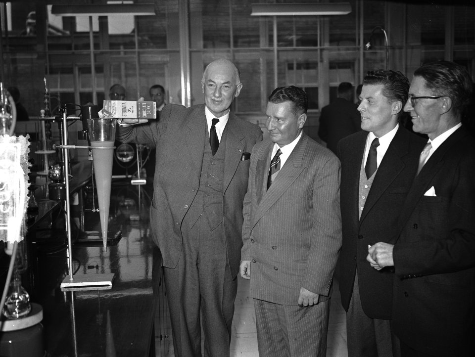 Sterovita opening laboratoria Breukelen, Bestanddeelnr 906-8205