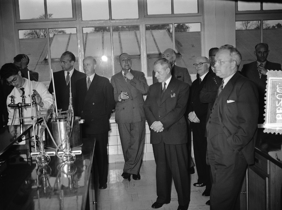 Sterovita opening laboratoria Breukelen, Bestanddeelnr 906-8200
