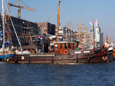 Sterre der Zee (tugboat, 1914), ENI 03050670, Port of Amsterdam