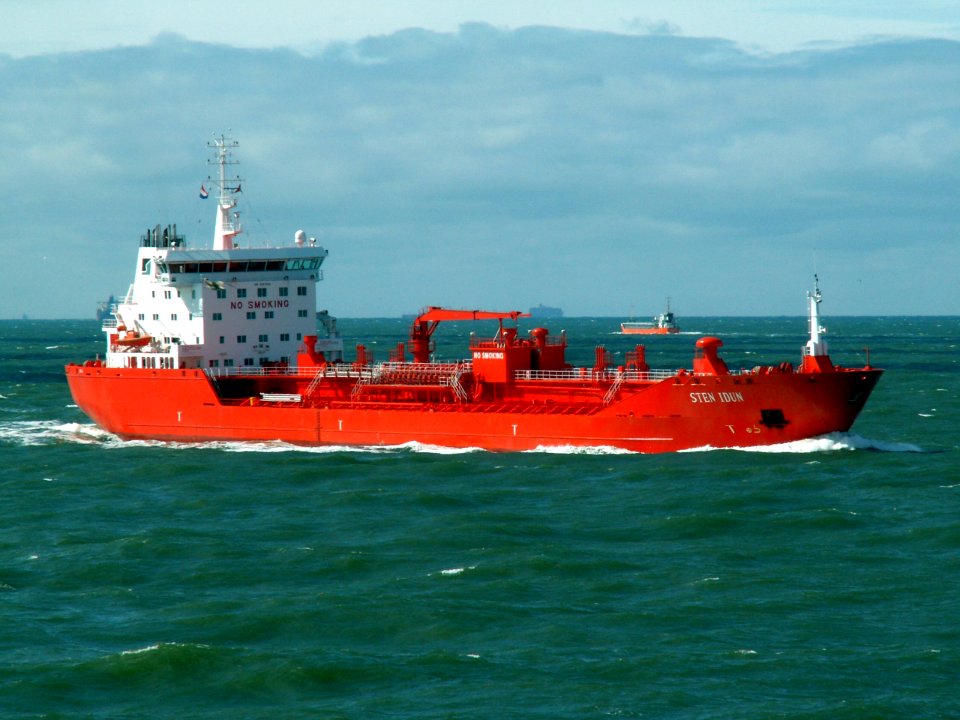 Sten Idun p1 approaching Port of Rotterdam, Holland 10-Aug-2005
