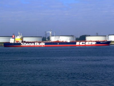 Stena Antarctica p3 at the '5e Petroleumhaven', Port of Rotterdam, Holland 18-May-2007