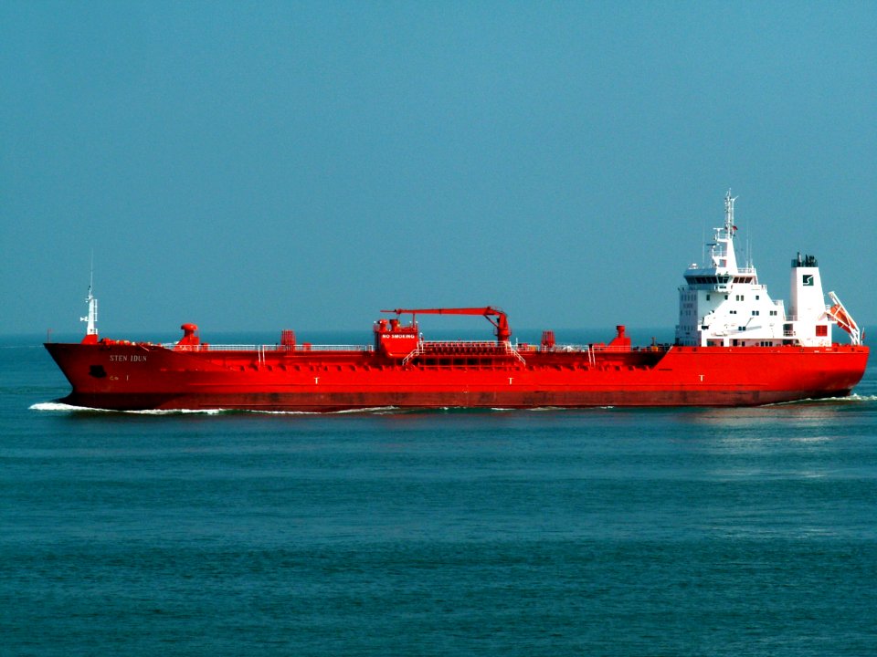 Sten Idun approaching Port of Rotterdam, Holland 17-Aug-2005