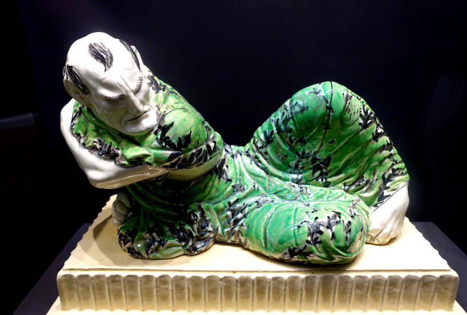 Stinginess by Bernhard Hoetger, Tonwerke Kandern, from the Light and Shadow series, 1911-1912, majolica - Museum Künstlerkolonie Darmstadt - Mathildenhöhe - Darmstadt, Germany - DSC06053