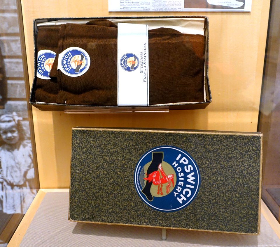 Stocking box with hosiery, Ipswich Hosiery, Ipswich, Massachusetts, c. 1910 - National Museum of American History - DSC00075
