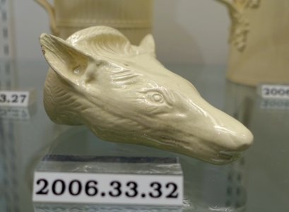 Stirrup cup (fox), Staffordshire or Yorkshire, England, c. 1780, creamware, HD 2006.33.32 - Flynt Center of Early New England Life - Deerfield, Massachusetts - DSC04730