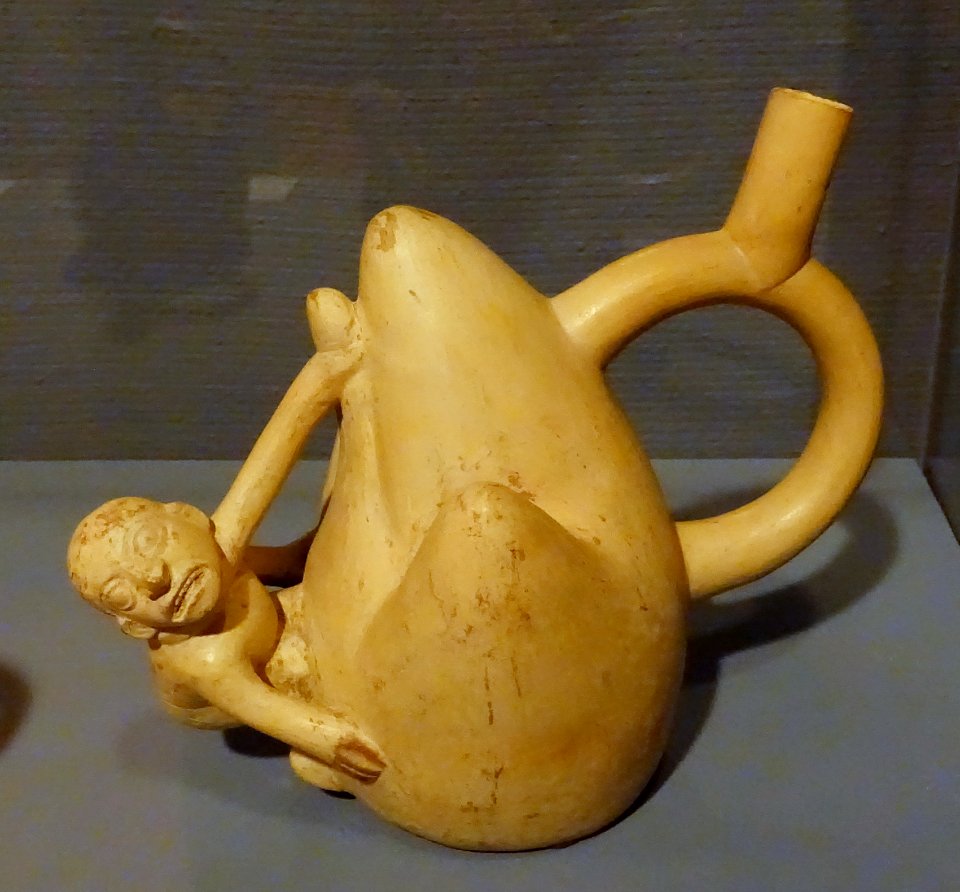 Stirrup spout vessel with prisoner suspended from a mountain, Peru, Moche III, north coast, c. 200 BC, earthenware with cream slip - Krannert Art Museum, UIUC - DSC06501