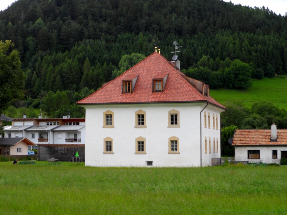 StLorenzen-Widum-in-Fronwies