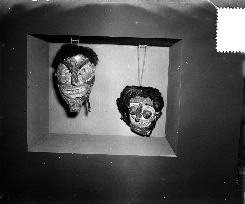 Stedelijk Museum tentoonstelling Duivel in Beeld. K. Zwits . Demonen, Bestanddeelnr 905-1678