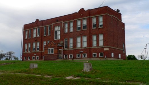 Steele City, Nebraska school from SW 1