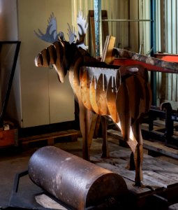 Steel moose barbecue
